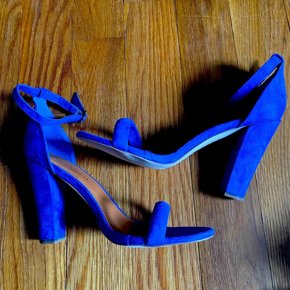 BRAND NEW GORGEOUS HEELS